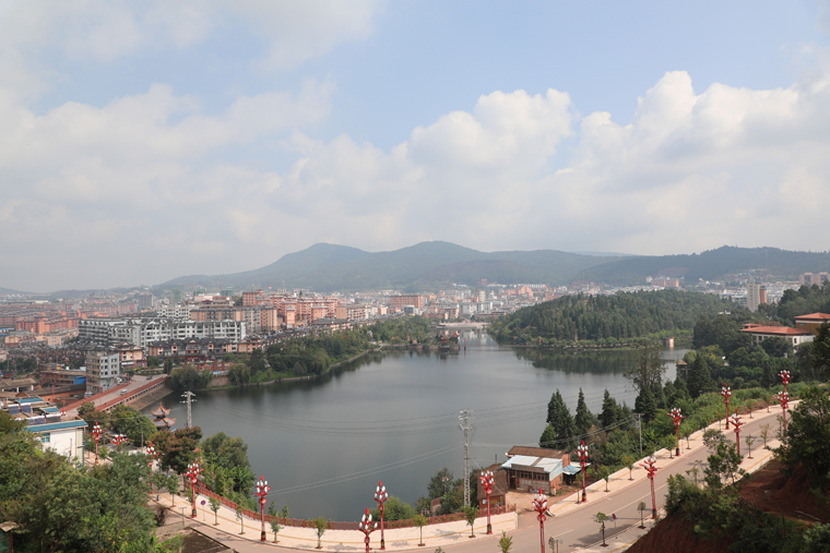 双柏县城全景 双柏县城全景